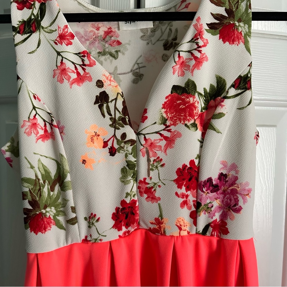 Style Rack Dress - Picture 2 of 3